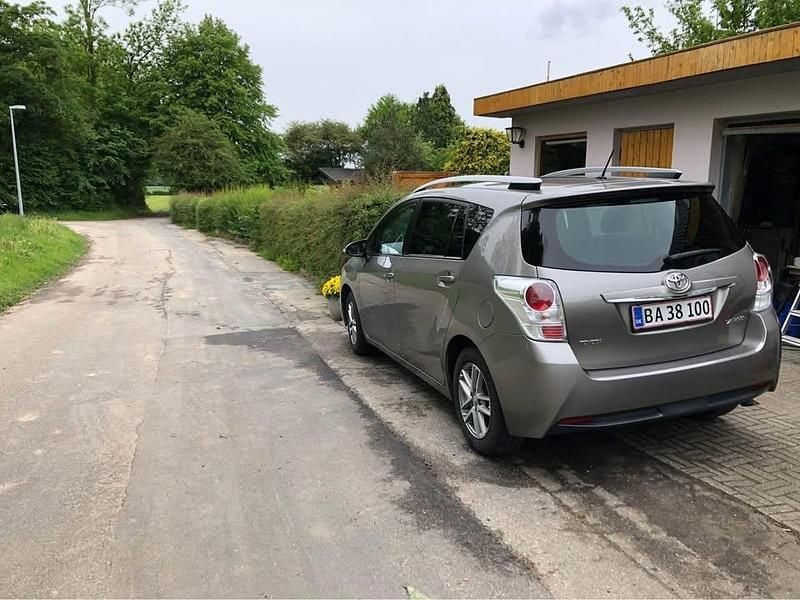 Brugt Toyota Verso 147 HK (108 kW) 2015 Brun MPV