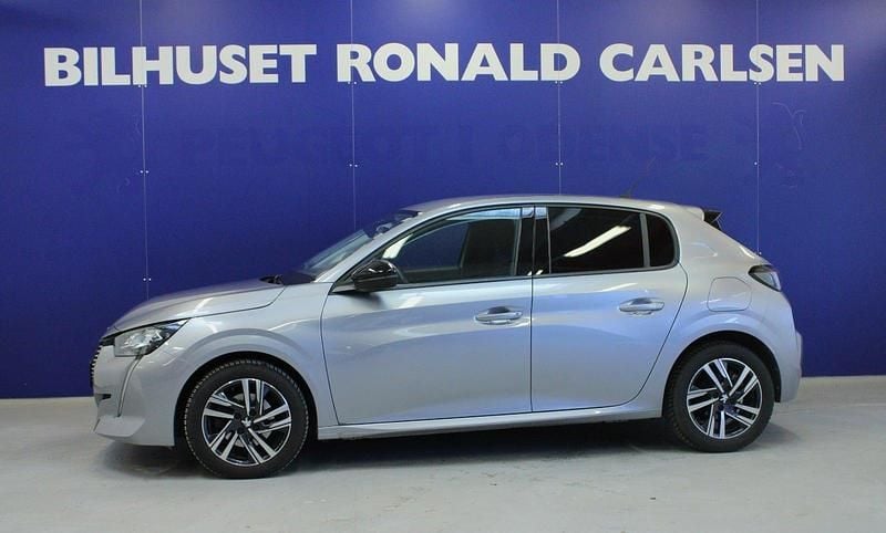 Sølvmetal Brugt 2023 Peugeot 208 Allure Hatchback | 139.900 kr. (Fair pris) - Billede 1/4