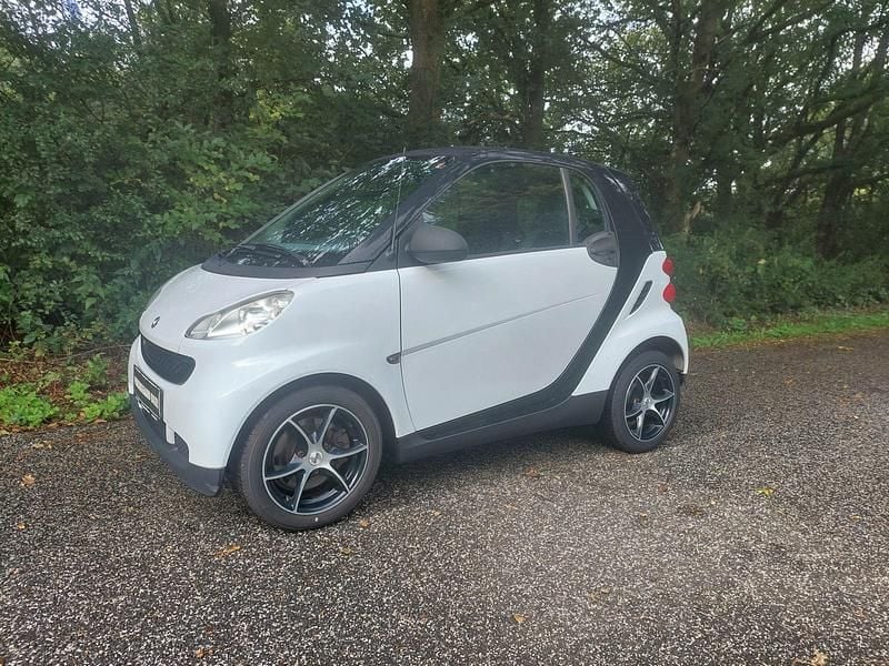 Farve: hvid Brugt 2009 Smart ForTwo Coupé Passion Hatchback | 32.900 kr. - Billede 1/4