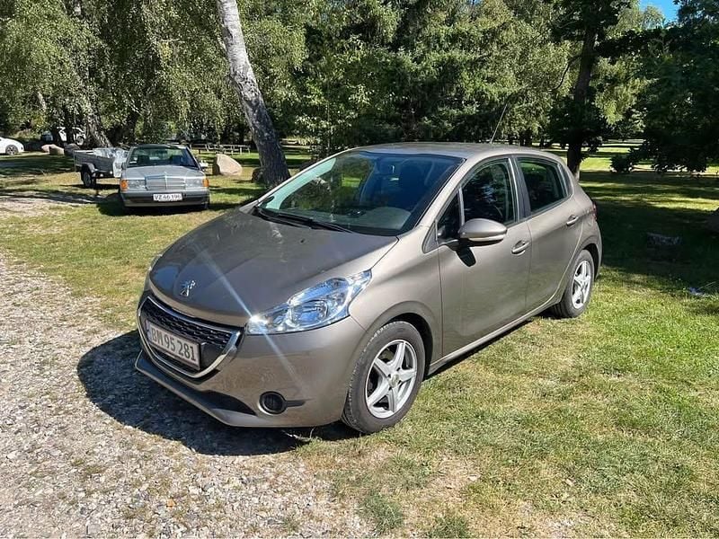 Brugt Peugeot 208 68 HK (50 kW) 2014 Grå Hatchback