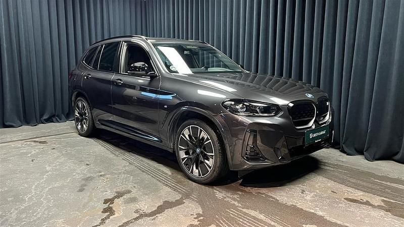 Sophisto grå Brugt 2023 BMW iX3 M Sport SUV | 409.900 kr. (Fair pris) - Billede 1/1