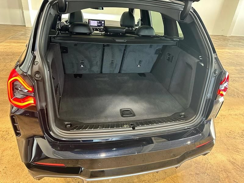 Brugt BMW iX3 M Sport 210 kW (286 HK) 2023 Carbon schwartz metallic SUV