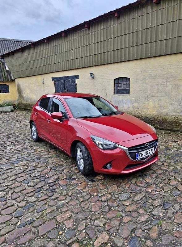 Rød Brugt 2015 Mazda 2 Vision Hatchback | 67.000 kr. (Fair pris) - Billede 1/4