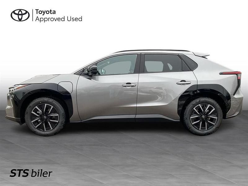 Ny Toyota bZ4X Executive 164 kW (224 HK) 2026 Koksgrå SUV