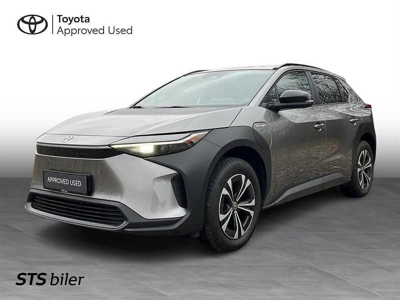 Grå Brugt 2023 Toyota bZ4X Active SUV | 239.900 kr. (Fair pris) - Billede 1/3