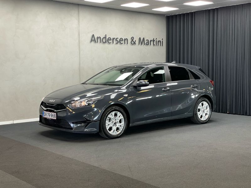 Penta metal Brugt 2023 Kia Ceed Hatchback | 239.000 kr. - Billede 1/4