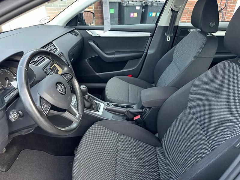 Sort Brugt 2016 Skoda Octavia Ambition Hatchback | 80.000 kr. (Fair pris) - Billede 1/4