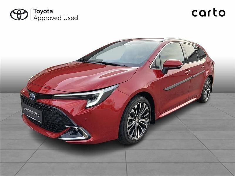 Flame red Brugt 2024 Toyota Corolla Style Stationcar | 339.900 kr. (Lidt for dyr) - Billede 1/4