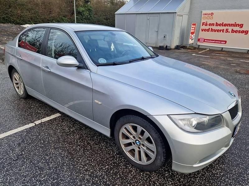 Brugt BMW 320 150 HK (110 kW) 2007 Sedan