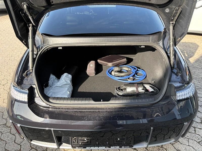 Brugt Hyundai Ioniq 6 Ultimate 239 kW (325 HK) 2024 Mørkblåmetal Sedan