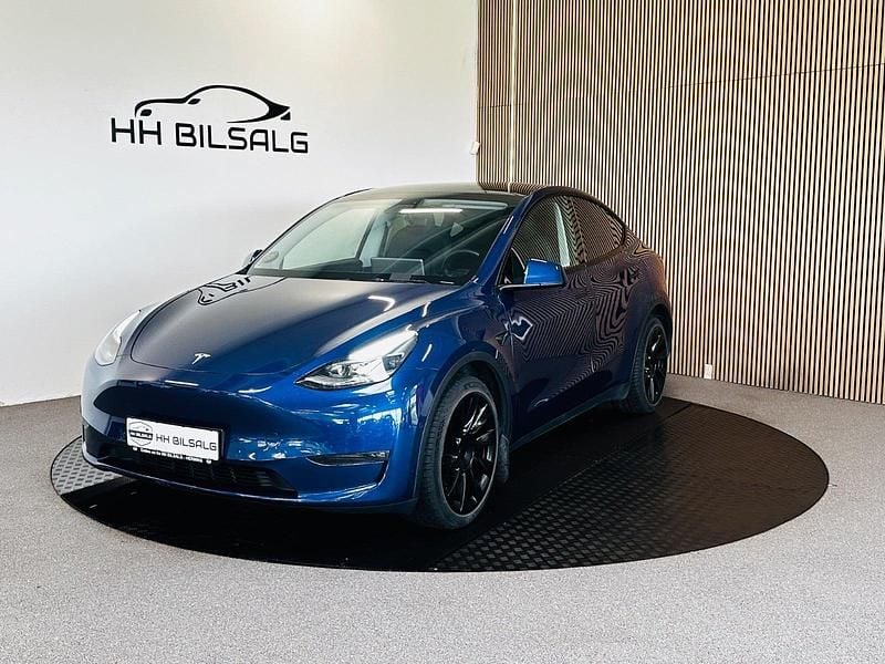 Blåmetal Brugt 2021 Tesla Model Y Long Range AWD SUV | 254.700 kr. (Fair pris) - Billede 1/4