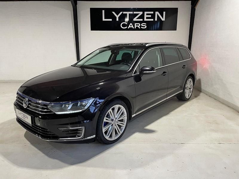Sort Brugt 2018 VW Passat GTE Stationcar | 184.800 kr. (God pris) - Billede 1/4