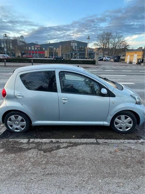 Brugt Toyota Aygo 68 HK (50 kW) 2006 Hatchback