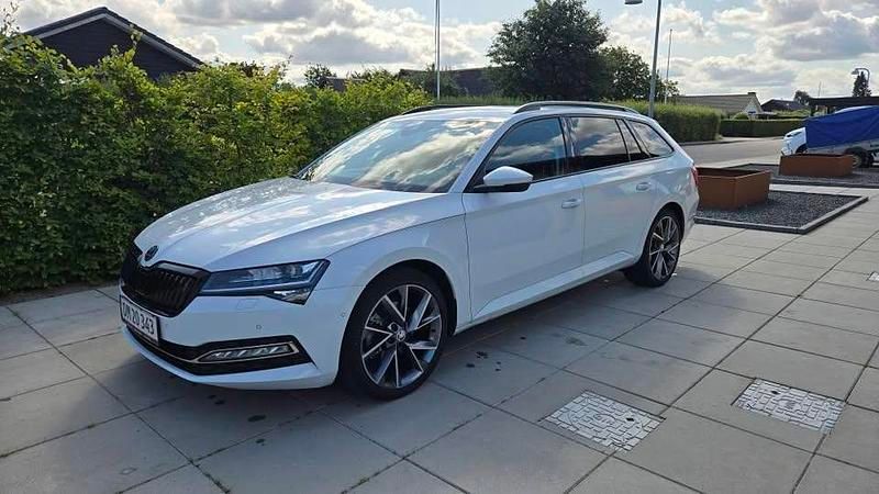 Brugt Skoda Superb Business Line 150 HK (110 kW) 2020 Hvid Stationcar
