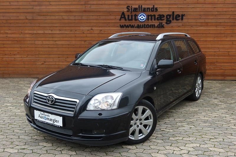 Sort Brugt 2004 Toyota Avensis Sol Stationcar | 10.000 kr. (Fair pris) - Billede 1/4