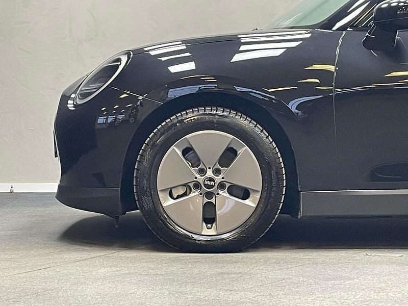 Brugt Mini Cooper Classic 135 kW (184 HK) 2024 Midnigthblack Hatchback