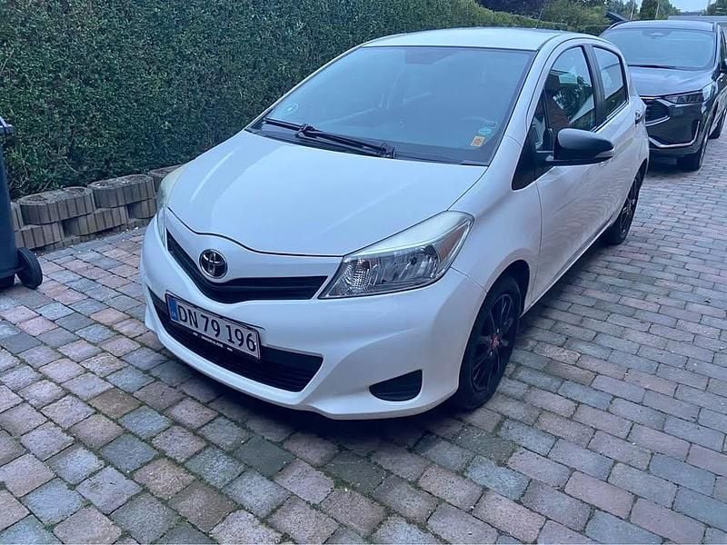 Brugt 2012 Toyota Yaris Hatchback | 35.000 kr. (Fair pris) - Billede 1/4