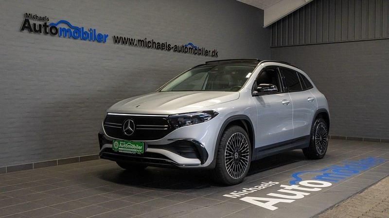 Sølvmetal Brugt 2023 Mercedes EQA300 AMG line SUV | 339.900 kr. (Fair pris) - Billede 1/4