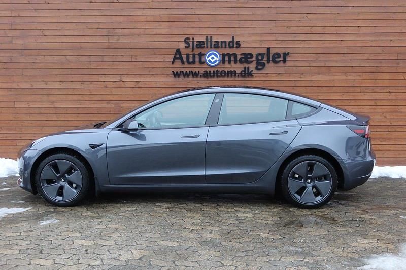Brugt Tesla Model 3 Standard Range 239 kW (325 HK) 2022 Sedan