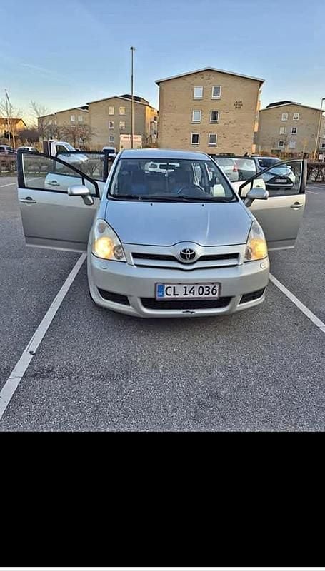 Brugt 2005 Toyota Corolla MPV | 27.000 kr. (God pris) - Billede 1/4