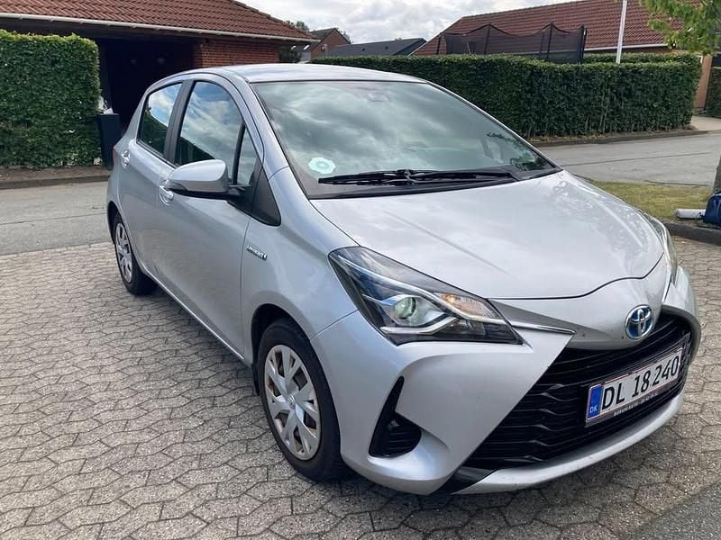 Brugt Toyota Yaris Hybrid H1 100 HK (73 kW) 2017 Hatchback