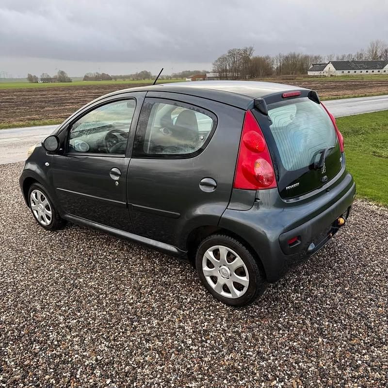 Brugt Peugeot 107 221 HK (162 kW) 2011 Hatchback