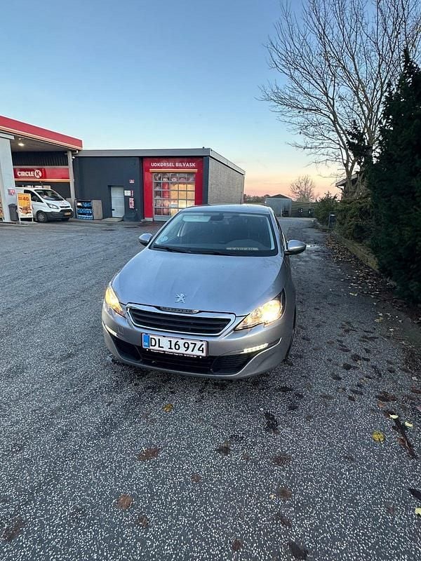 Grå Brugt 2015 Peugeot 308 Active Stationcar | 46.900 kr. (Super pris) - Billede 1/4