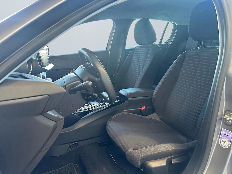 Brugt Peugeot e-208 Active 100 kW (136 HK) 2022 Sølv metal Hatchback