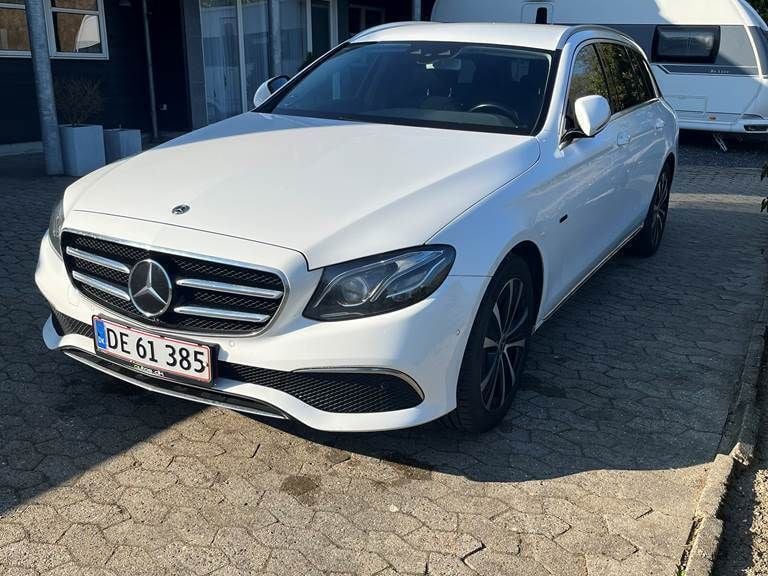 Brugt 2019 Mercedes E300 Avantgarde | 270.000 kr. - Billede 1/3