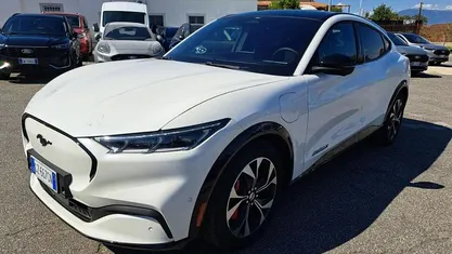 Hvidmetal Ny 2025 Ford Mustang Mach-E Extended Range SUV | 358.500 kr. (Fair pris)