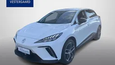 Hvid Ny 2025 MG MG4 EV Luxury Hatchback | 195.900 kr. (God pris)