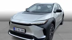 1j6 precious silver Ny 2025 Toyota bZ4X Executive SUV | 339.900 kr. (Fair pris)