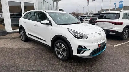 Brugt Kia e-Niro Vision 100 kW (136 HK) 2021 Hvid SUV
