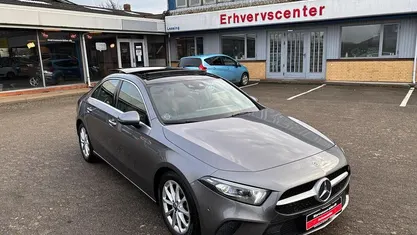Gråmetal Brugt 2019 Mercedes A200 Progressive Sedan | 274.000 kr. (Lidt for dyr)