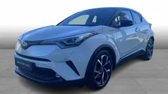 Pearl white/ black Brugt 2019 Toyota C-HR Multidrive S SUV | 159.900 kr. (Fair pris)