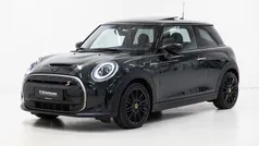 Farve: mørkgrøn Brugt 2022 Mini Cooper SE Resolute Edition Hatchback | 154.900 kr. (Fair pris)