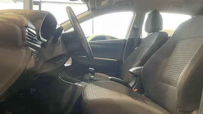 Brugt Hyundai i20 Advanced 84 HK (61 kW) 2021 New sleek silver Hatchback