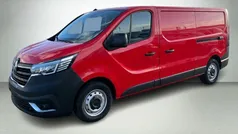 Rød Ny 2024 Renault Trafic Van | 247.900 kr.