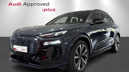 Mørkblåmetal Brugt 2025 Audi Q6 e-tron Performance SUV | 619.900 kr. (Fair pris)