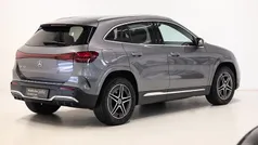 Farve: gråmetal Brugt 2024 Mercedes EQA250+ AMG SUV | 334.900 kr. (Fair pris)
