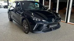 Sortmetal Brugt 2024 MG MG4 EV Luxury Hatchback | 184.900 kr. (Fair pris)