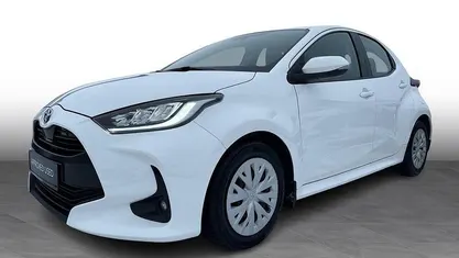 Brugt Toyota Yaris Active 116 HK (85 kW) 2023 Pure white Hatchback
