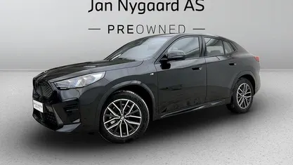 Sortmetal Brugt 2024 BMW iX2 M Sport SUV | 319.000 kr. (God pris)