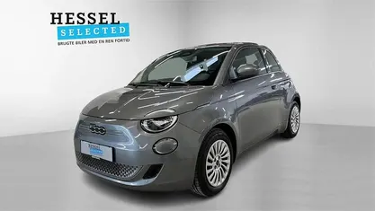 Hvid Brugt 2023 Fiat 500e Action Hatchback | 94.900 kr. (Fair pris)