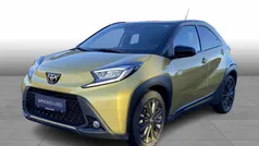 Brugt 2023 Toyota Aygo Design Hatchback | 149.900 kr. (Lidt for dyr)