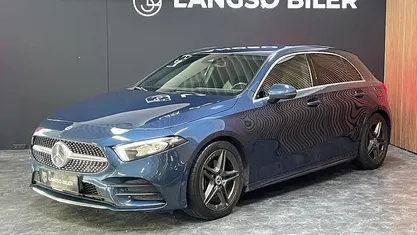 Blåmetal Brugt 2020 Mercedes A200 AMG line Hatchback | 254.500 kr. (Fair pris)