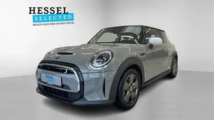 Brugt Mini Cooper Essential 135 kW (184 HK) 2021 Grå Hatchback