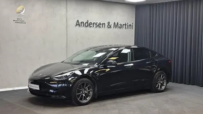 Brugt Tesla Model 3 Standard Range Plus 239 kW (325 HK) 2021 Sort Sedan