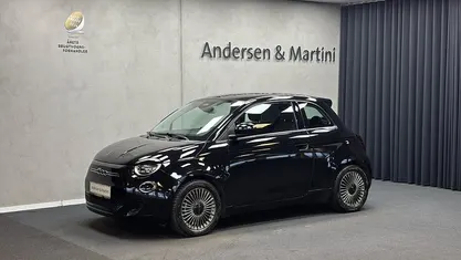 Sort Brugt 2023 Fiat 500e Action Hatchback | 99.800 kr. (Fair pris)