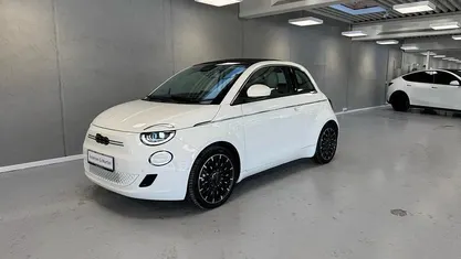 Brugt Fiat 500e La Prima 86 kW (118 HK) 2023 Hvid Cabriolet